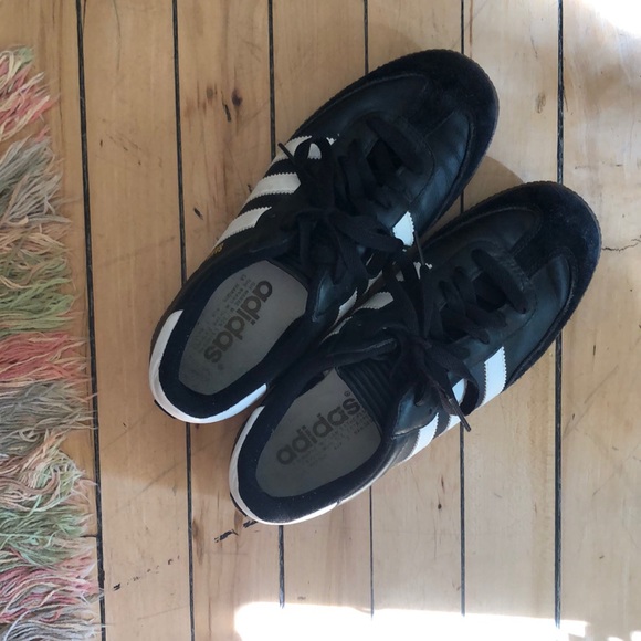 adidas Shoes - Adidas samba shoes